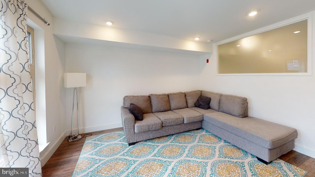 *PRICE REFLECTS 2 MONTHS FREE FOR A 12 MONTH LEASE!!* *NOW WELCOMING IN-PERSON TOURS!! - MASKS REQUIRED* Don t miss this brand new luxury apartment building at the corner of 15th and Federal, just one block from Broad Street subway station in Point Breeze and just minutes from Graduate Hospital and East Passyunk! The building includes a shared rear yard and high end finishes throughout! Located on the fourth floor corner of the complex, this gorgeous interior features amenities such as central air, designer lighting, washer/dryer in unit, and hardwood floors throughout. A super modern gourmet kitchen is furnished with a garbage disposal, stainless-steel appliances that include a dishwasher, refrigerator and microwave, in addition to granite counter-tops and elegant designer cabinetry. The spacious bedroom features window to the living room for diffused lighting, a space saving sliding barn door and includes a closet! The beautiful full bathroom has a modern vanity sink with cabinet doors and drawers, and bathtub/shower combination.*Sorry, no pets*Building is set up for Verizon ONLY*Photos and virtual tour are of an identical unit (304)