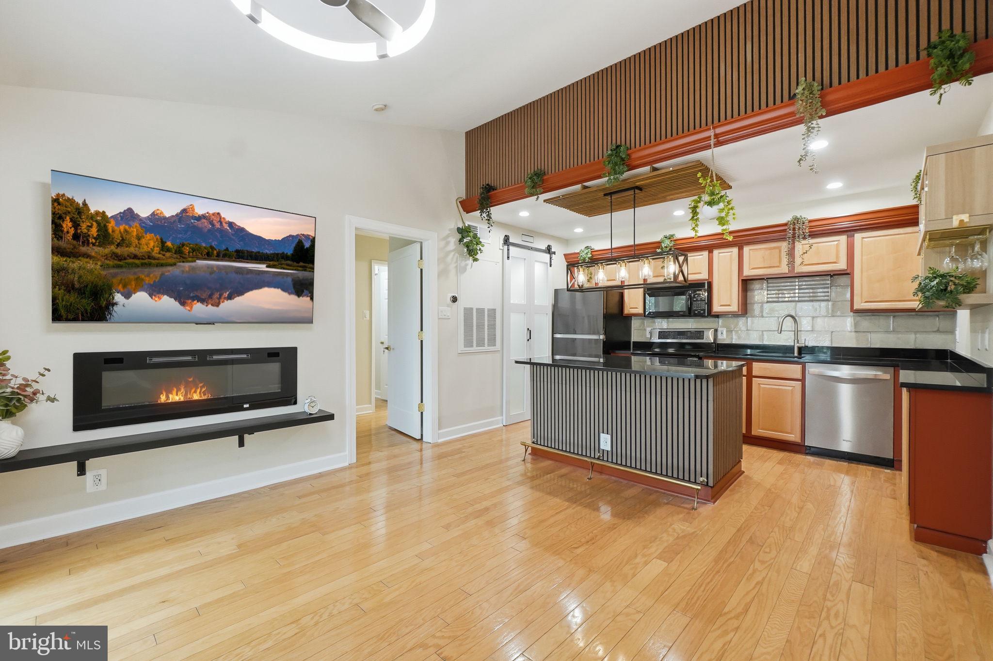 3310 WYNDHAM CIRCLE 313
