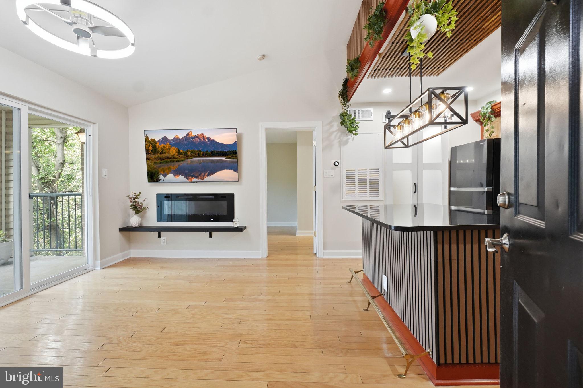 3310 WYNDHAM CIRCLE 313