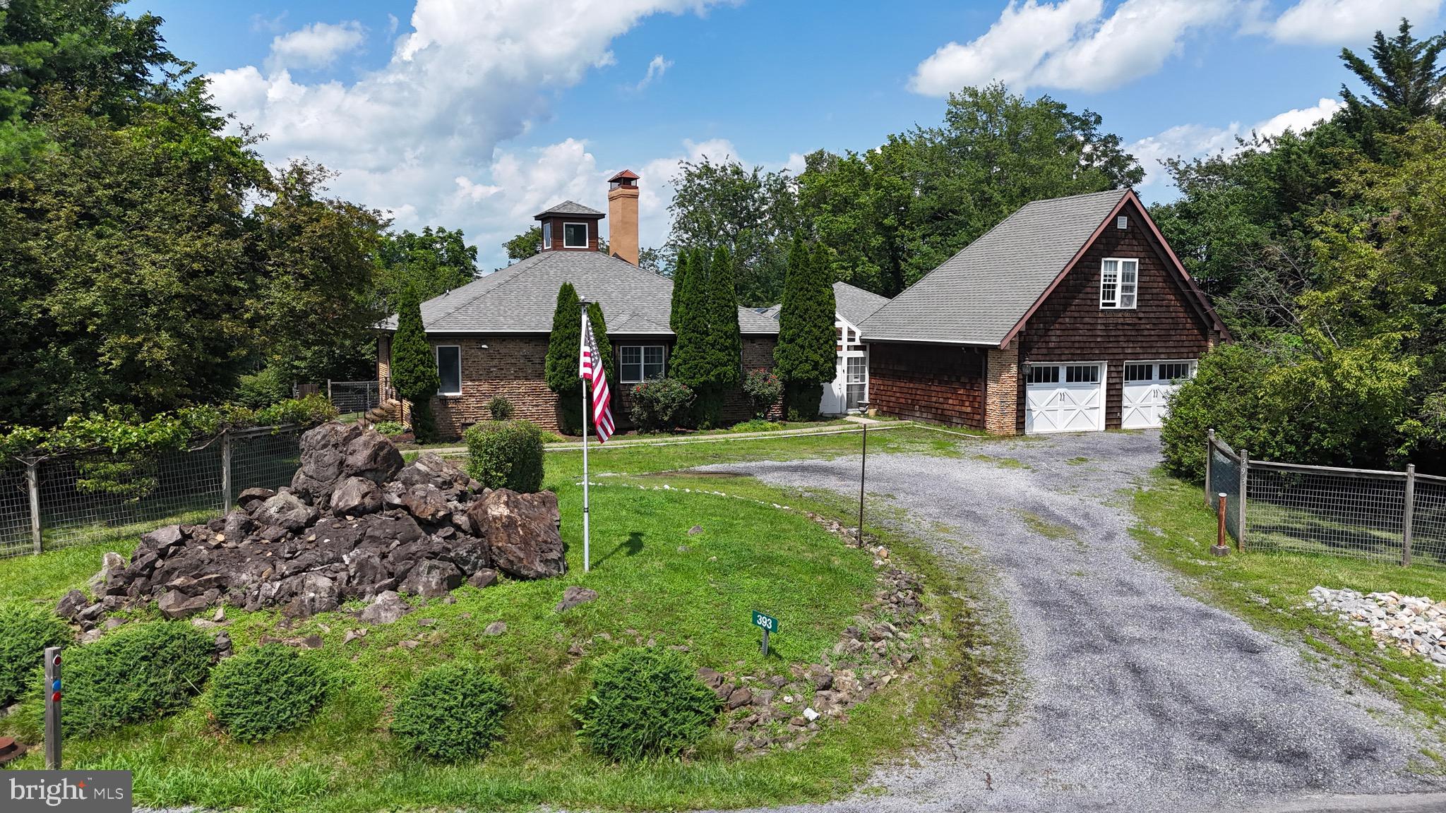 393 HIGH KNOB ROAD
