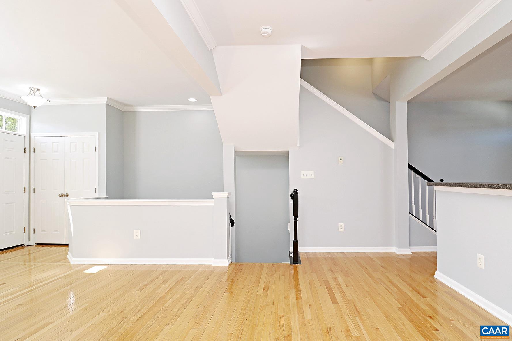 PAVILIONS AT PANTOPS - Residential Lease