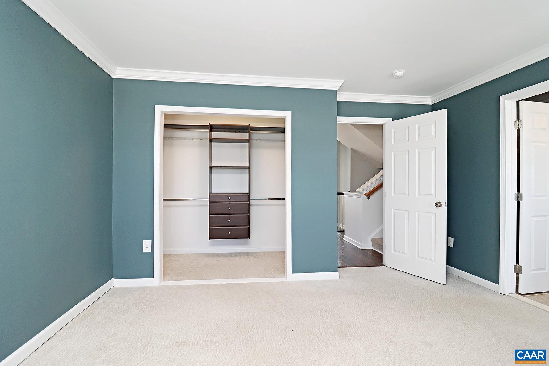 PAVILIONS AT PANTOPS - Residential Lease