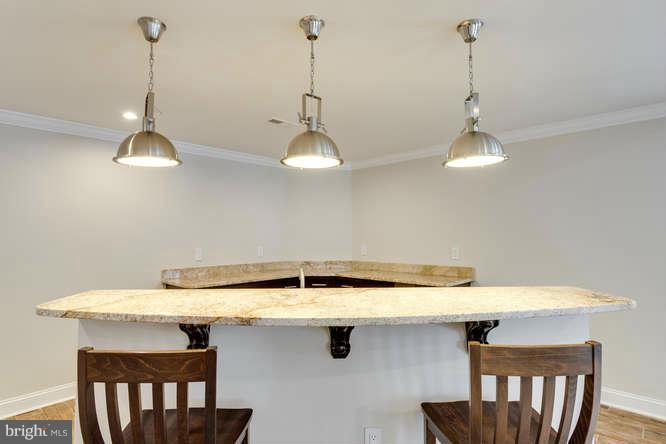 LANGLEY MANOR - Residential