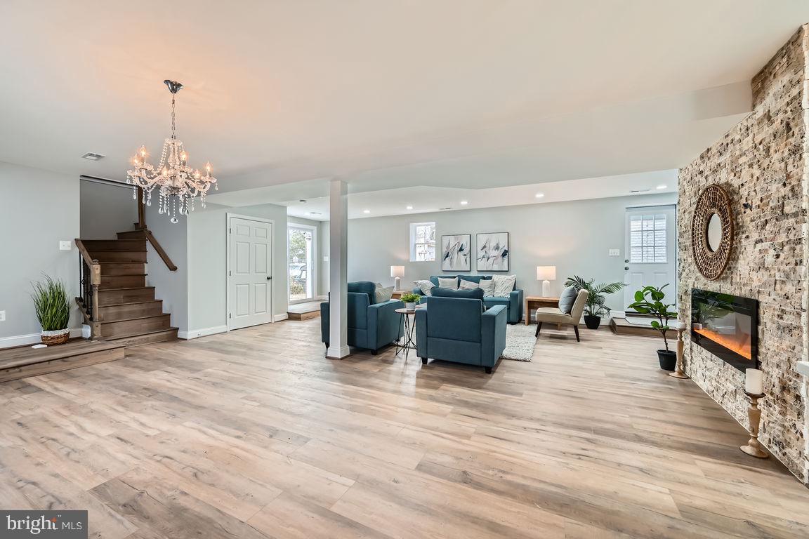 ARUNDEL ON THE BAY - Residential