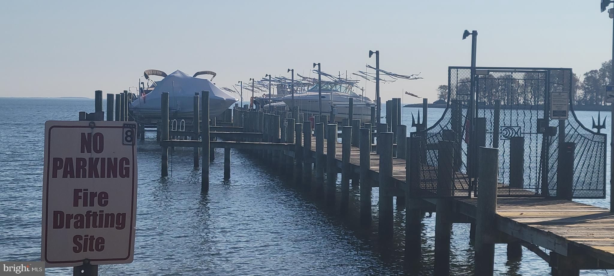 ARUNDEL ON THE BAY - Residential