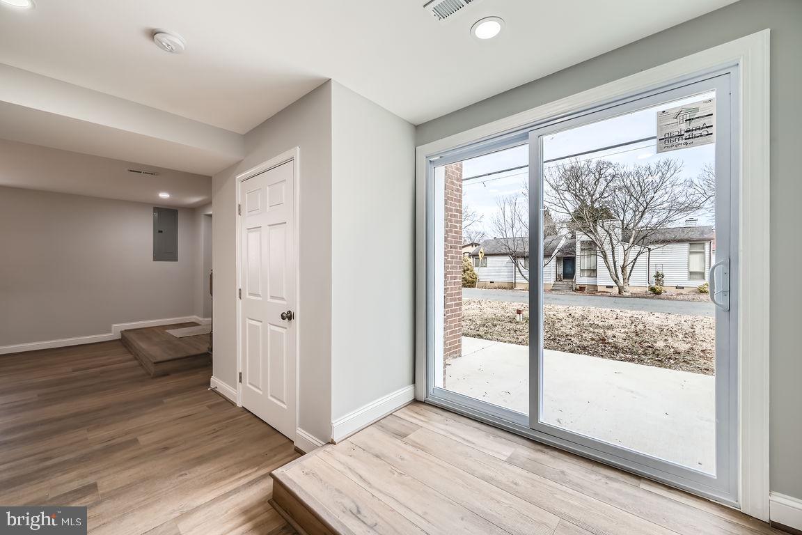 ARUNDEL ON THE BAY - Residential