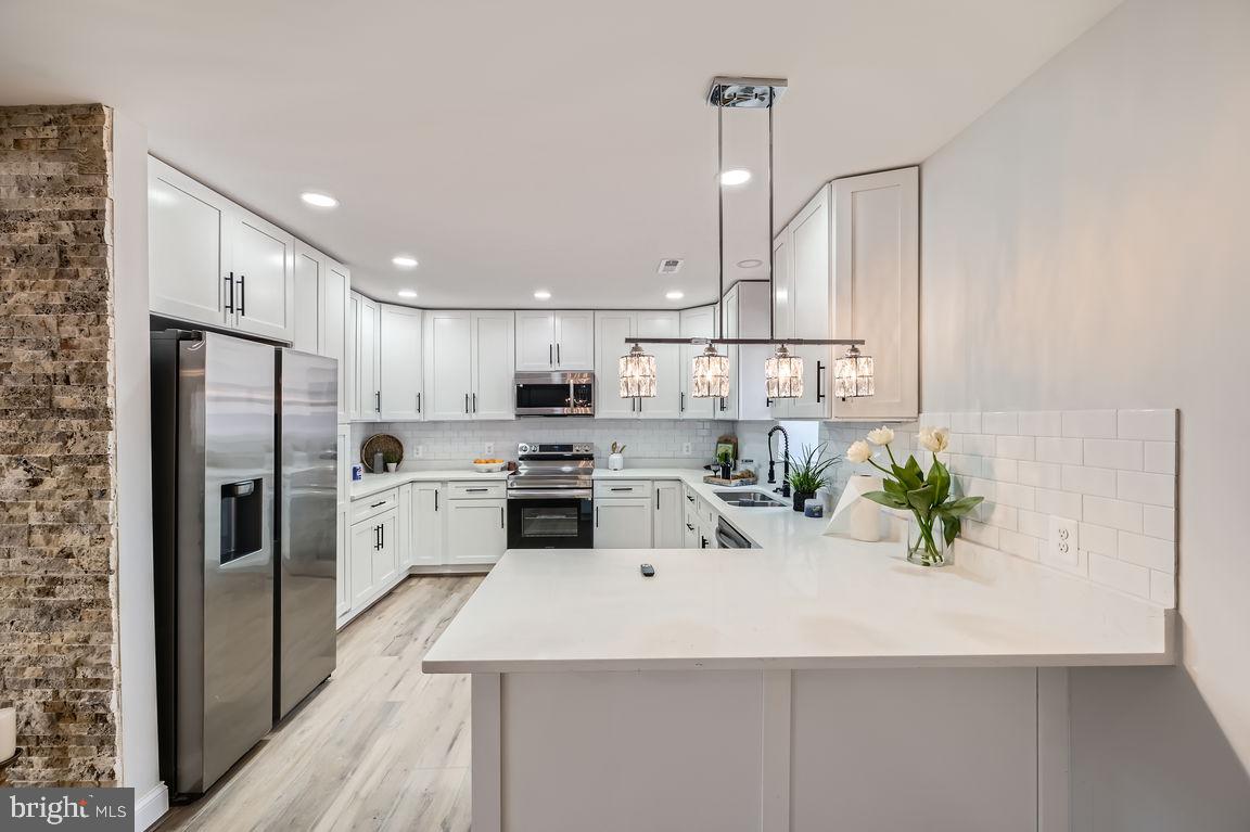 ARUNDEL ON THE BAY - Residential