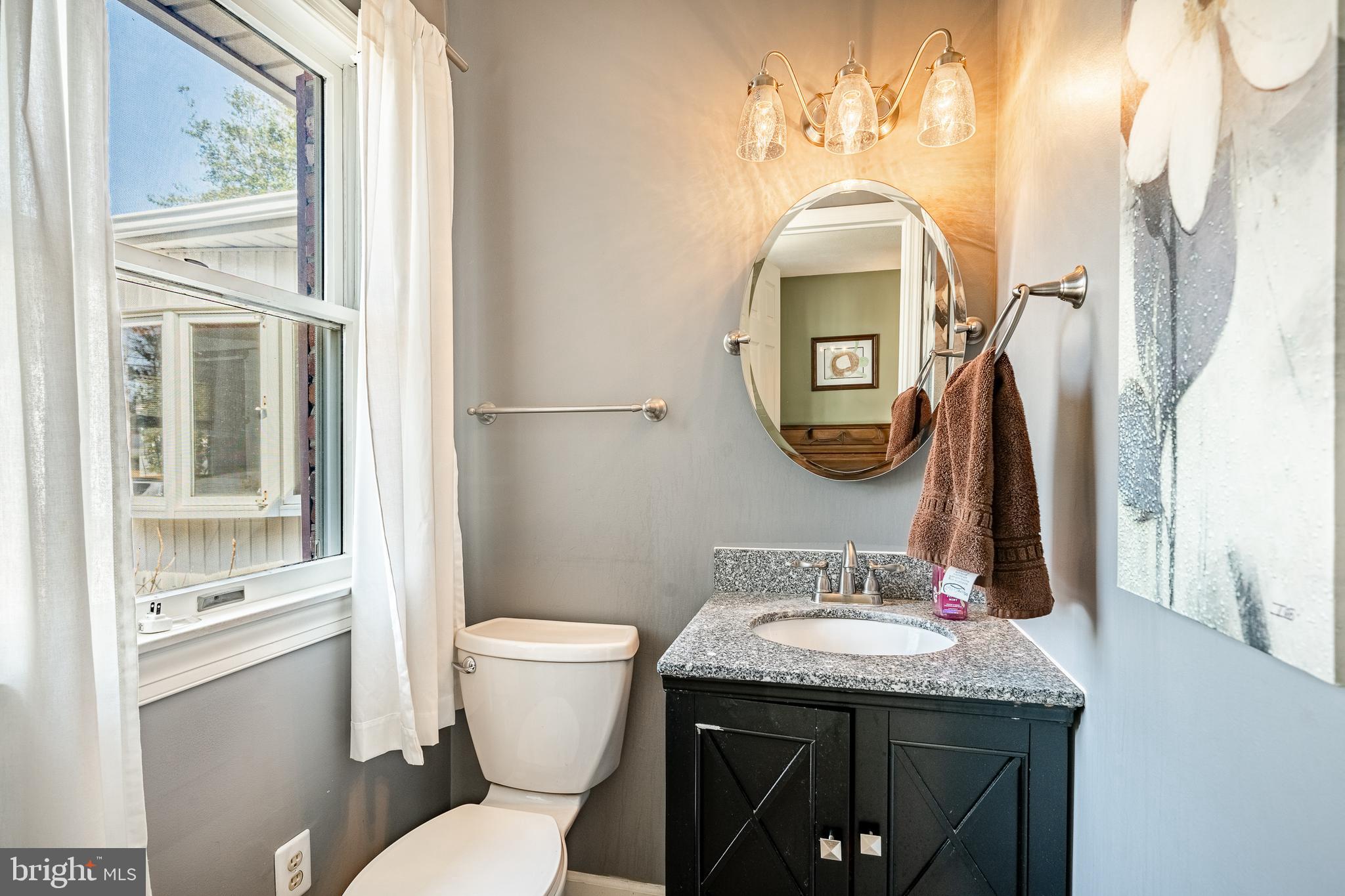 MEETING HOUSE HILL - Residential