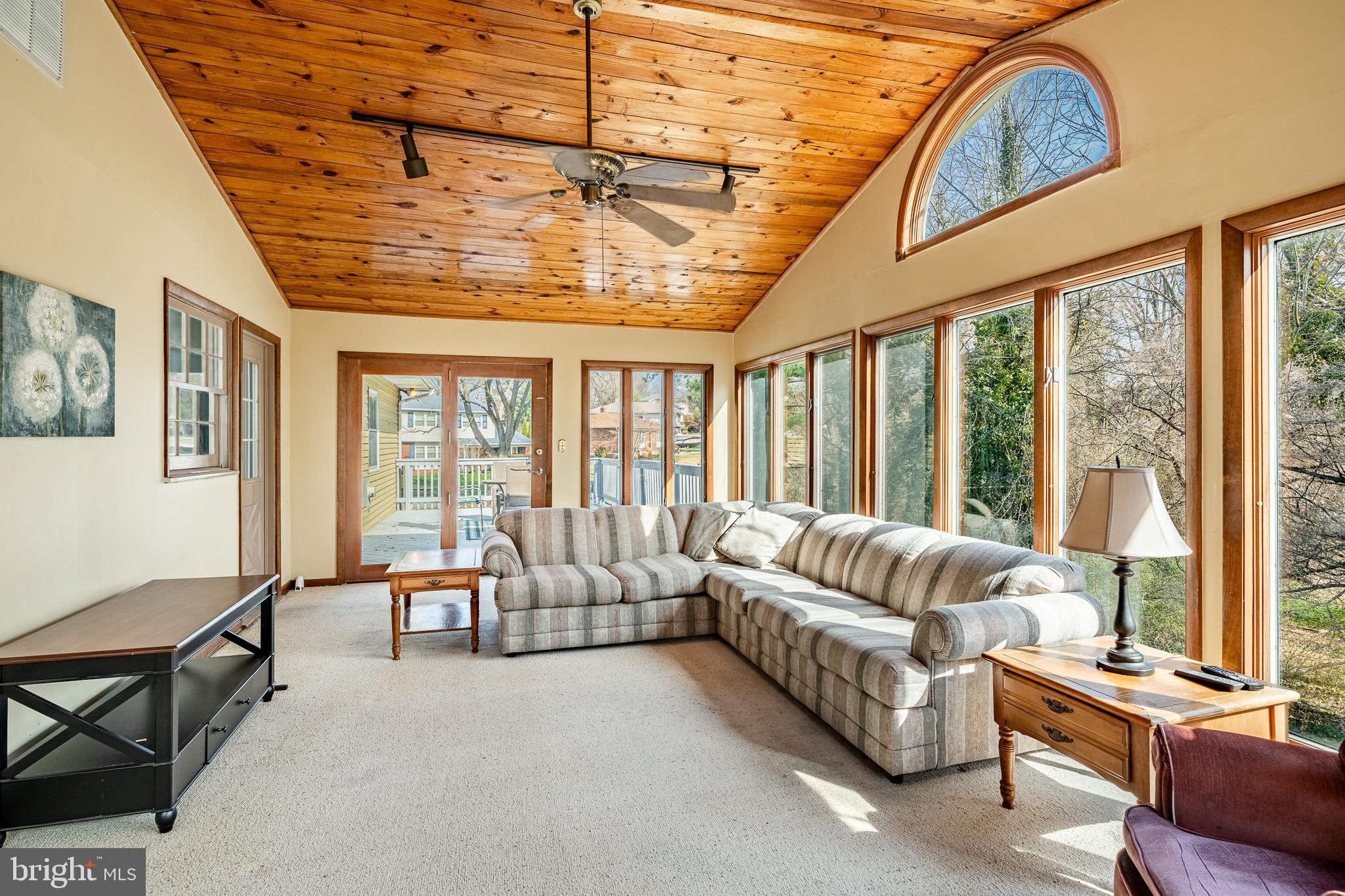 MEETING HOUSE HILL - Residential