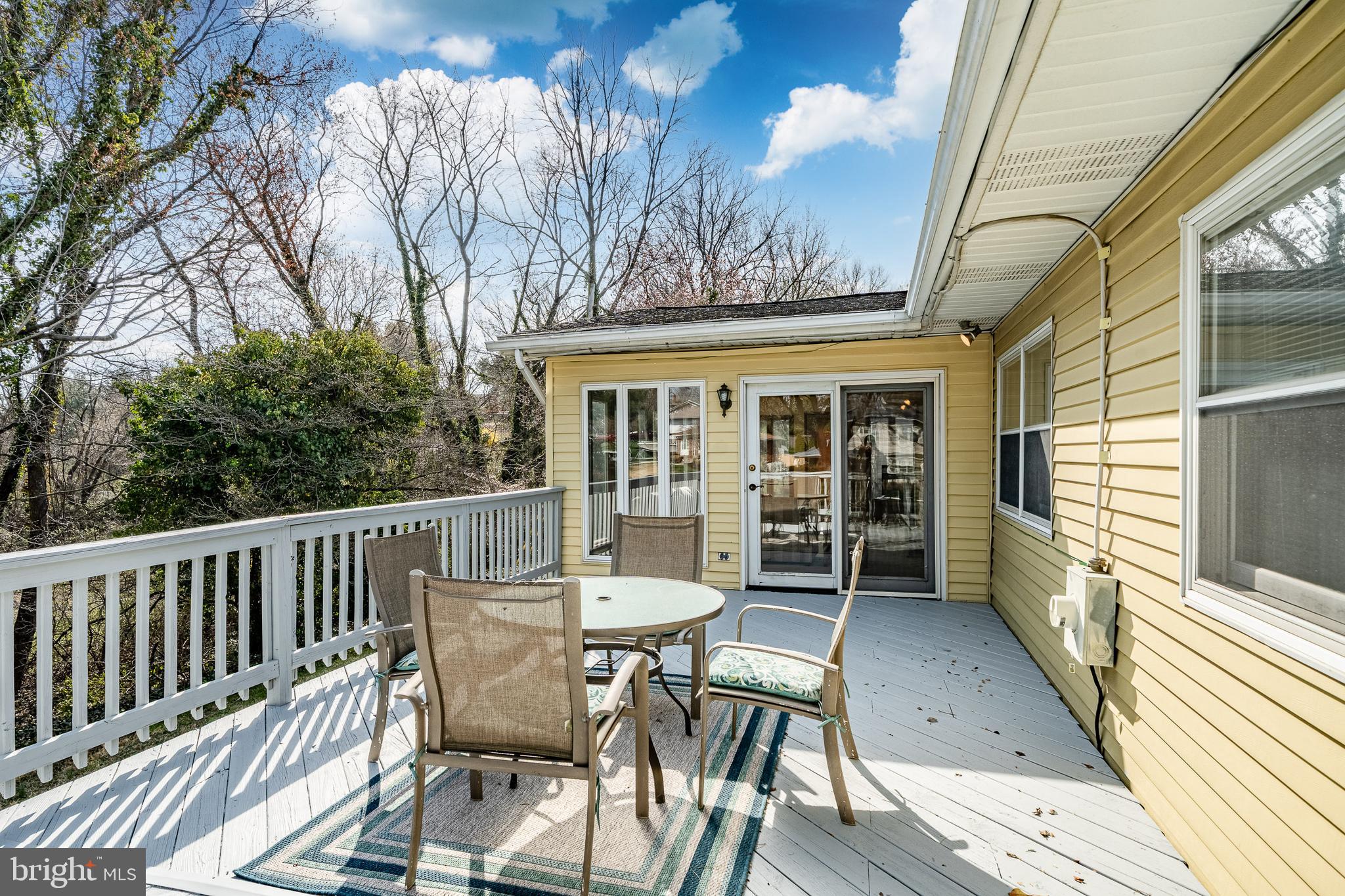 MEETING HOUSE HILL - Residential