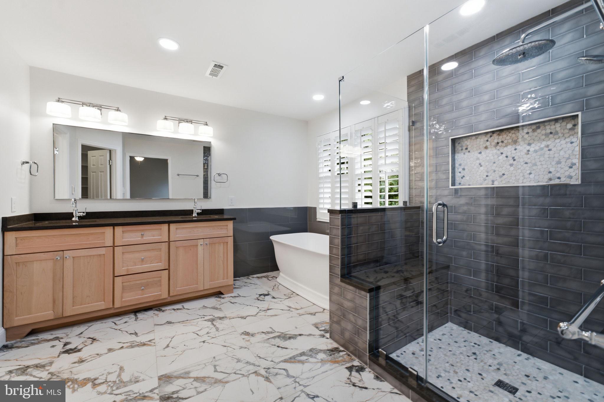 5463 ANNE LY LANE