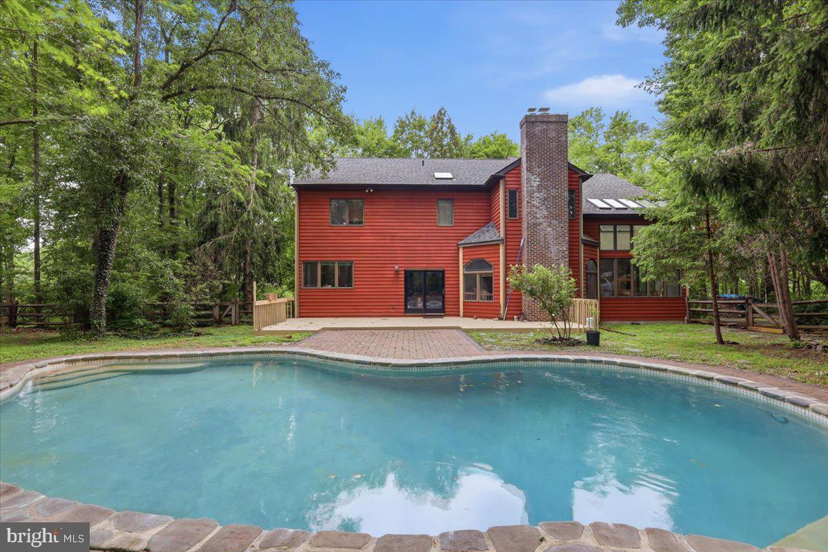 1 TURNBERRY WAY