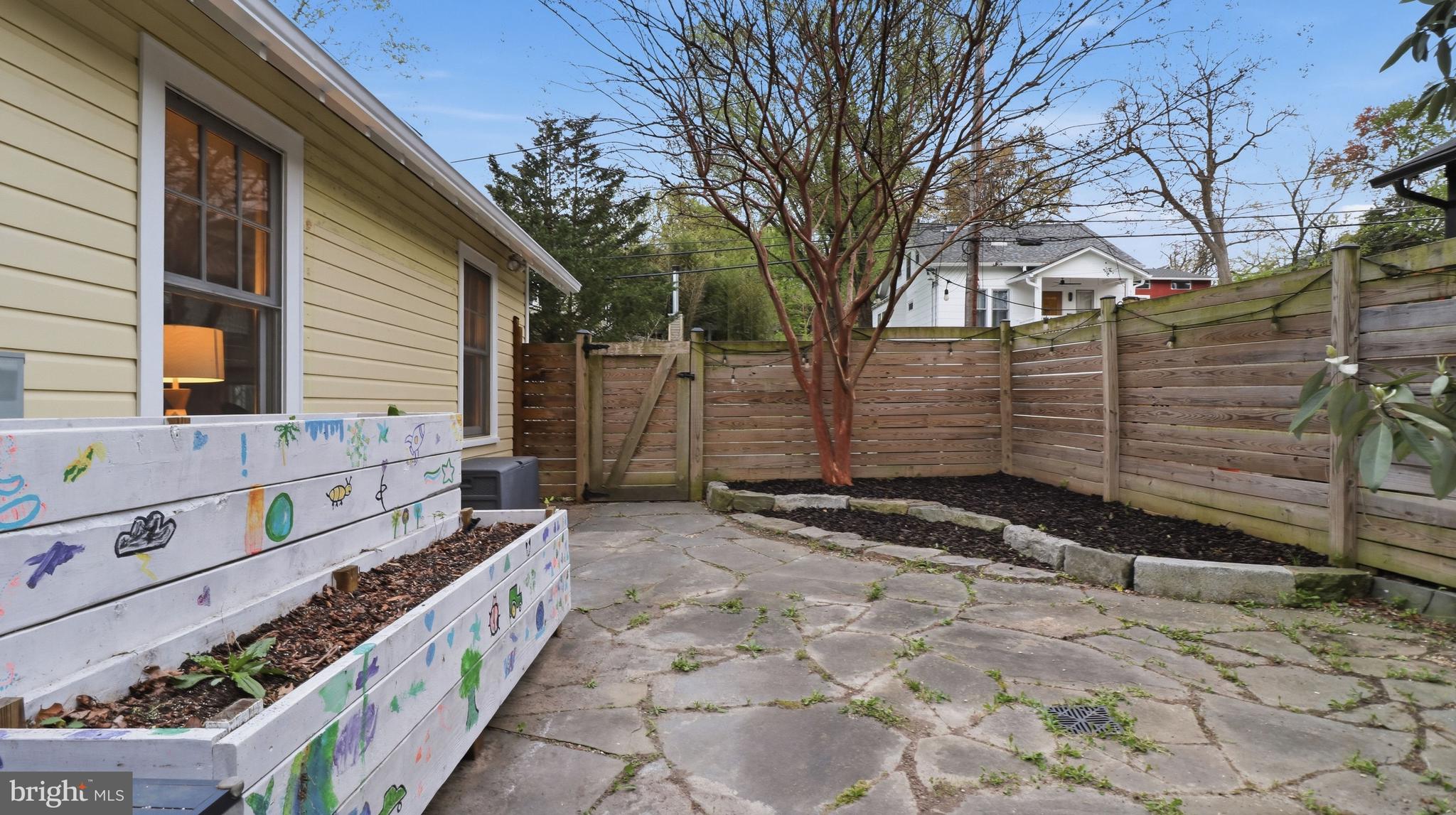 TAKOMA PARK - Residential