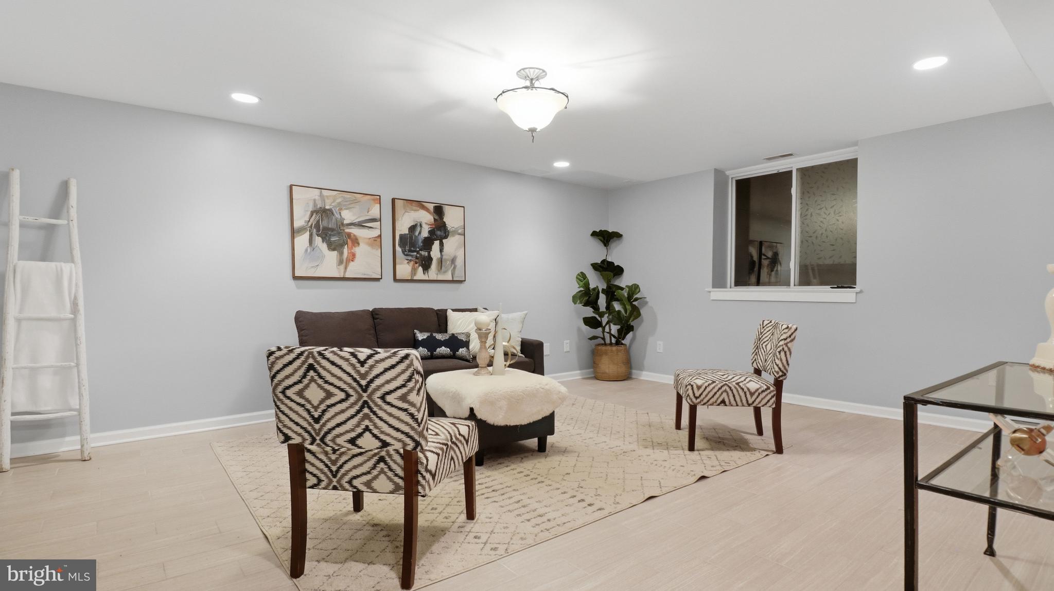 TAKOMA PARK - Residential