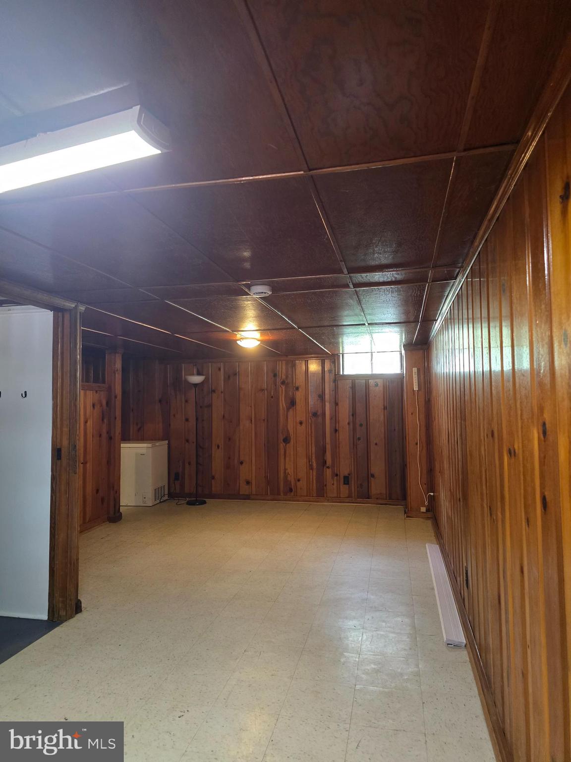 VIOLETVILLE - Residential Lease