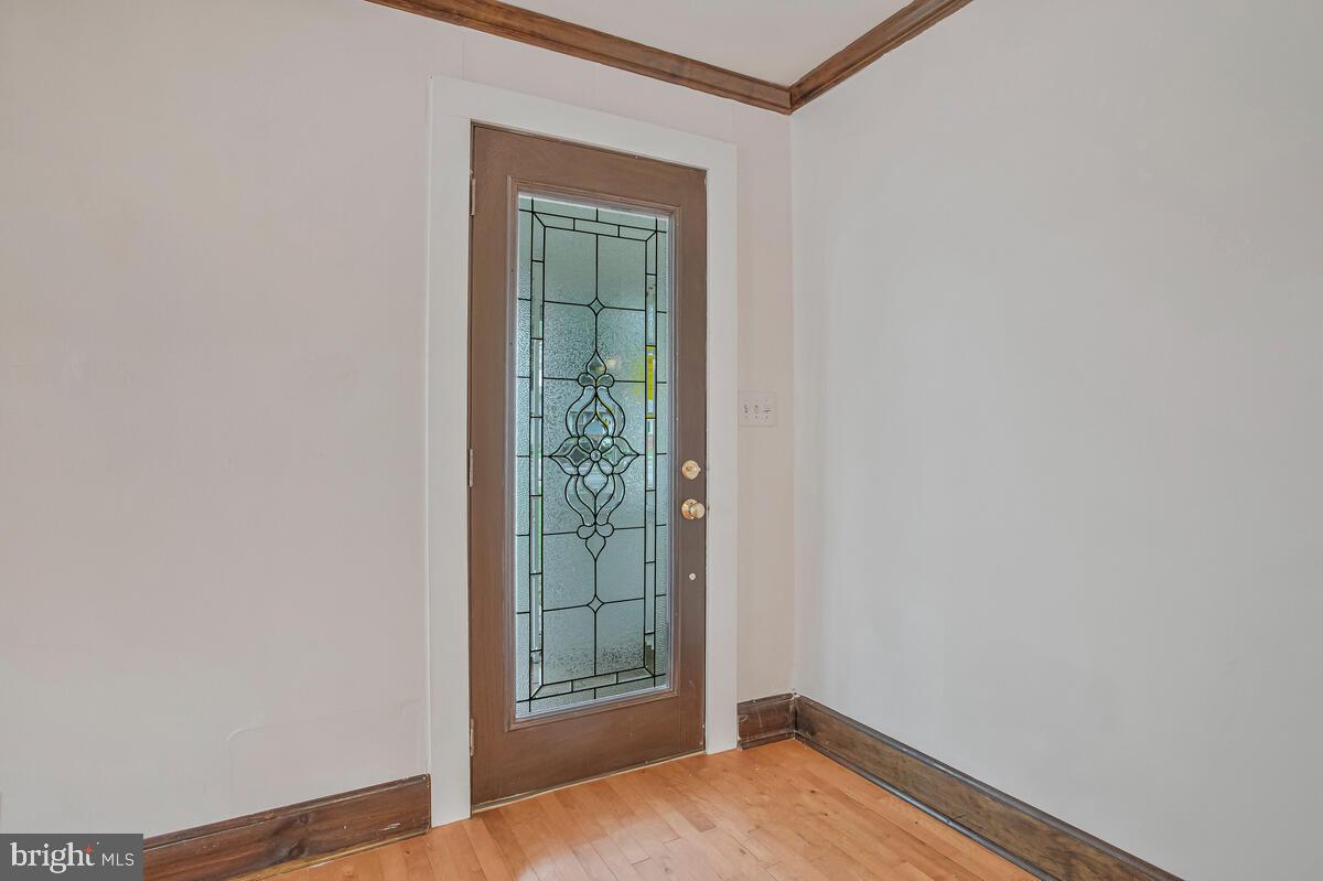 EASTPORT - Residential Lease