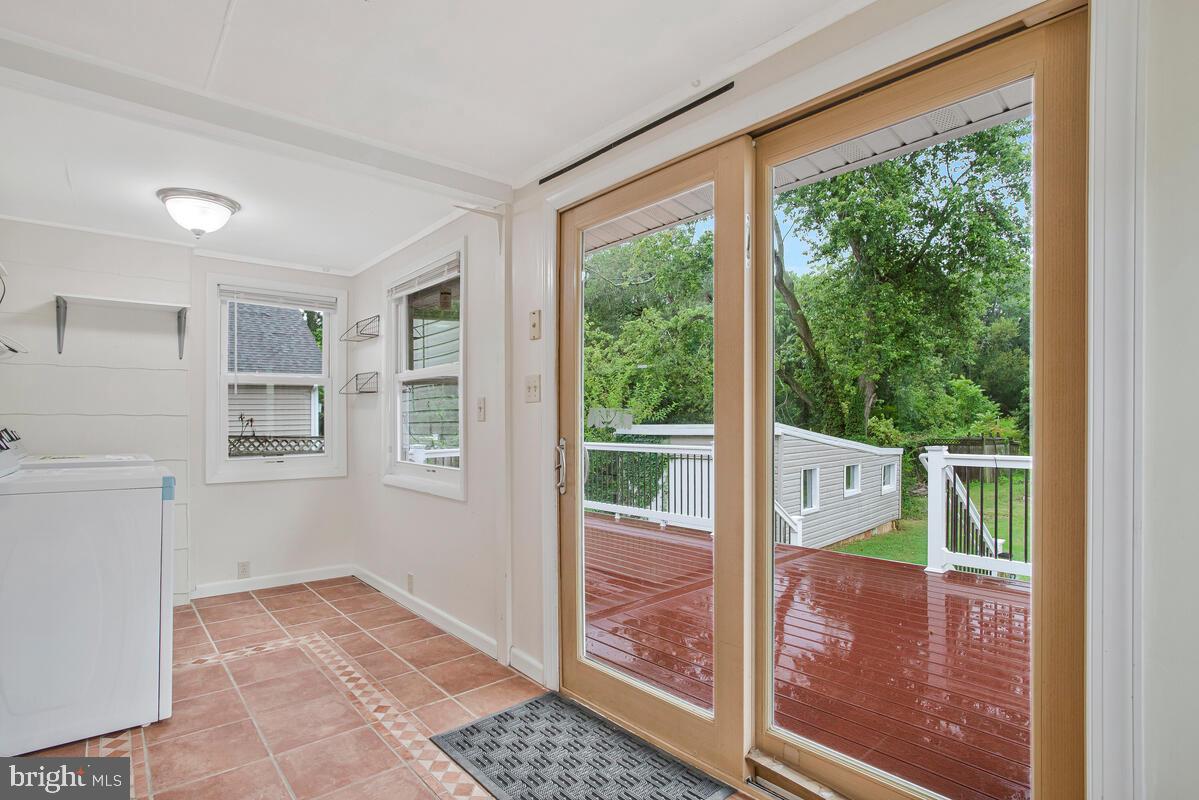 EASTPORT - Residential Lease