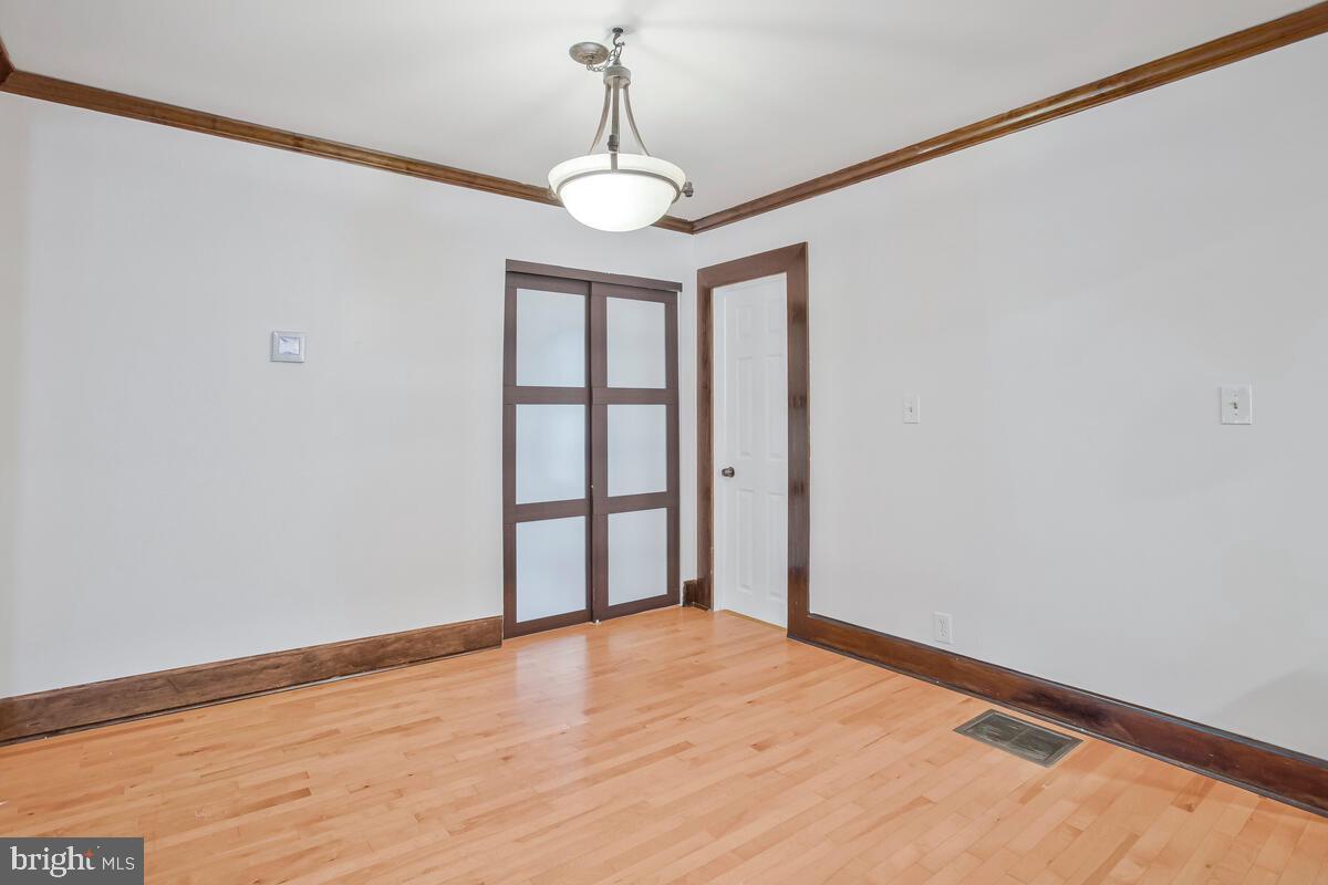 EASTPORT - Residential Lease