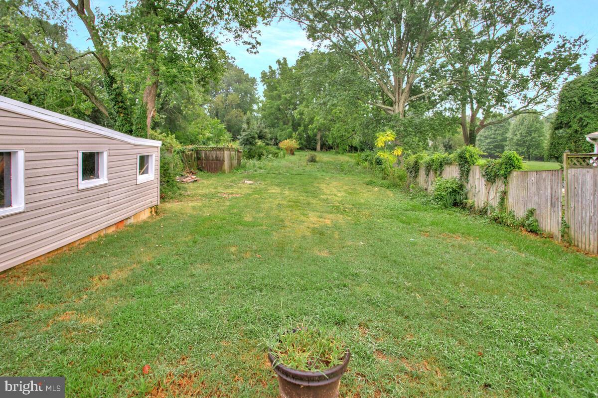 EASTPORT - Residential Lease