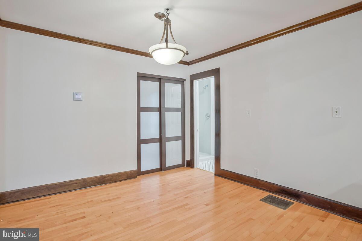 EASTPORT - Residential Lease
