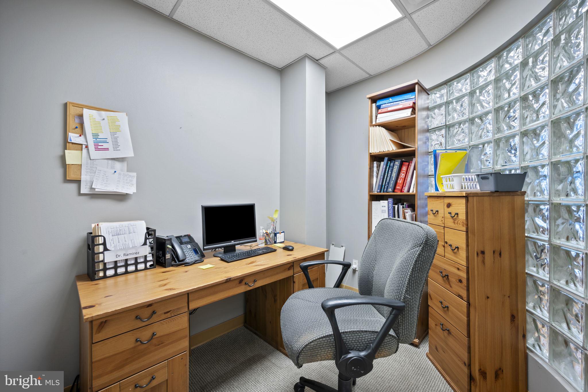 DOWNTOWN - Commercial Sale