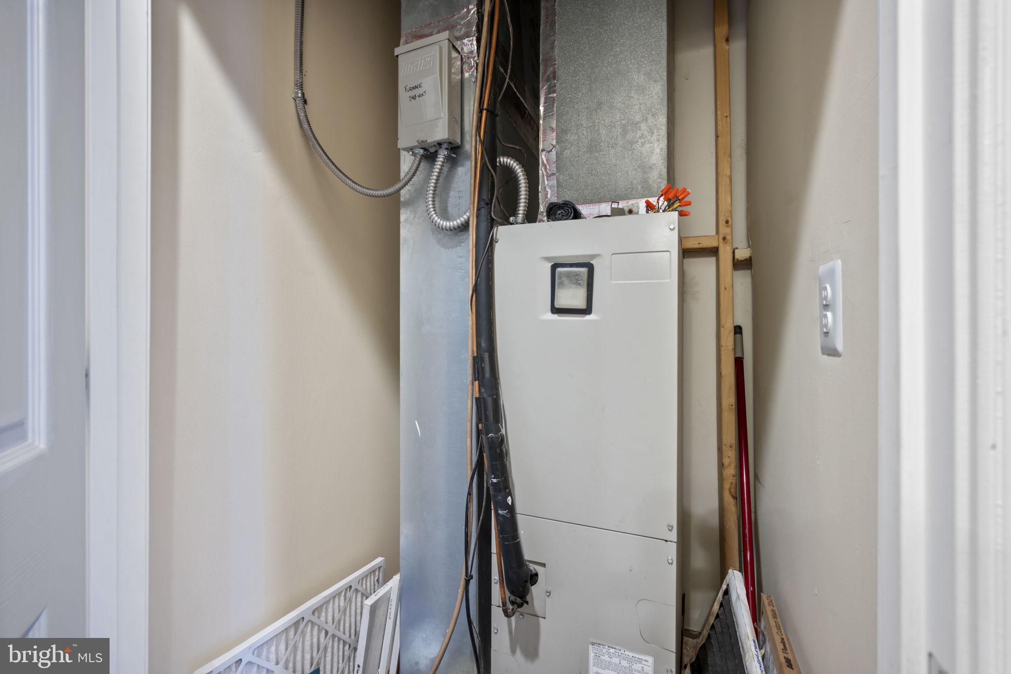 DOWNTOWN - Commercial Sale