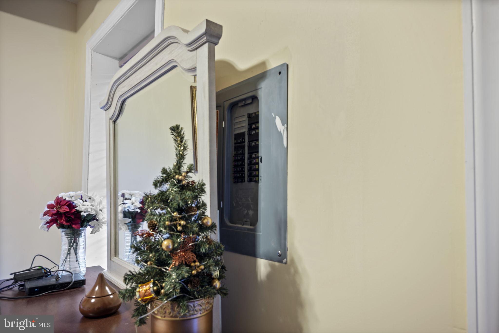 DOWNTOWN - Commercial Sale