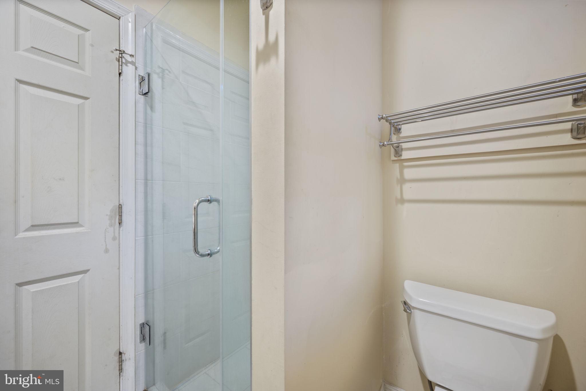 DOWNTOWN - Commercial Sale