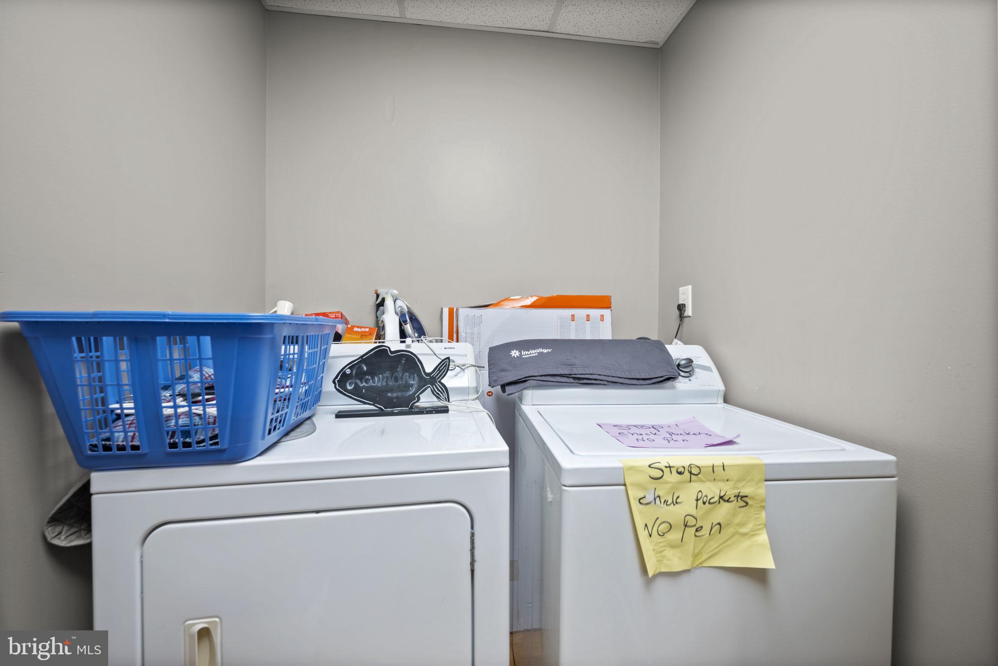 DOWNTOWN - Commercial Sale