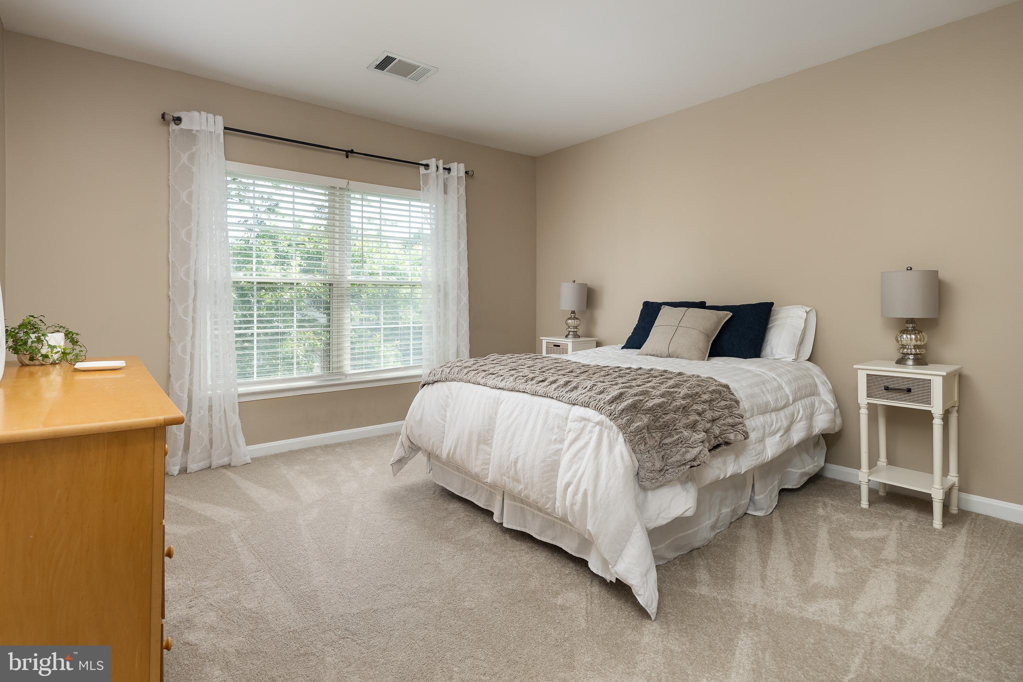 GREENHILL CROSSING - Residential