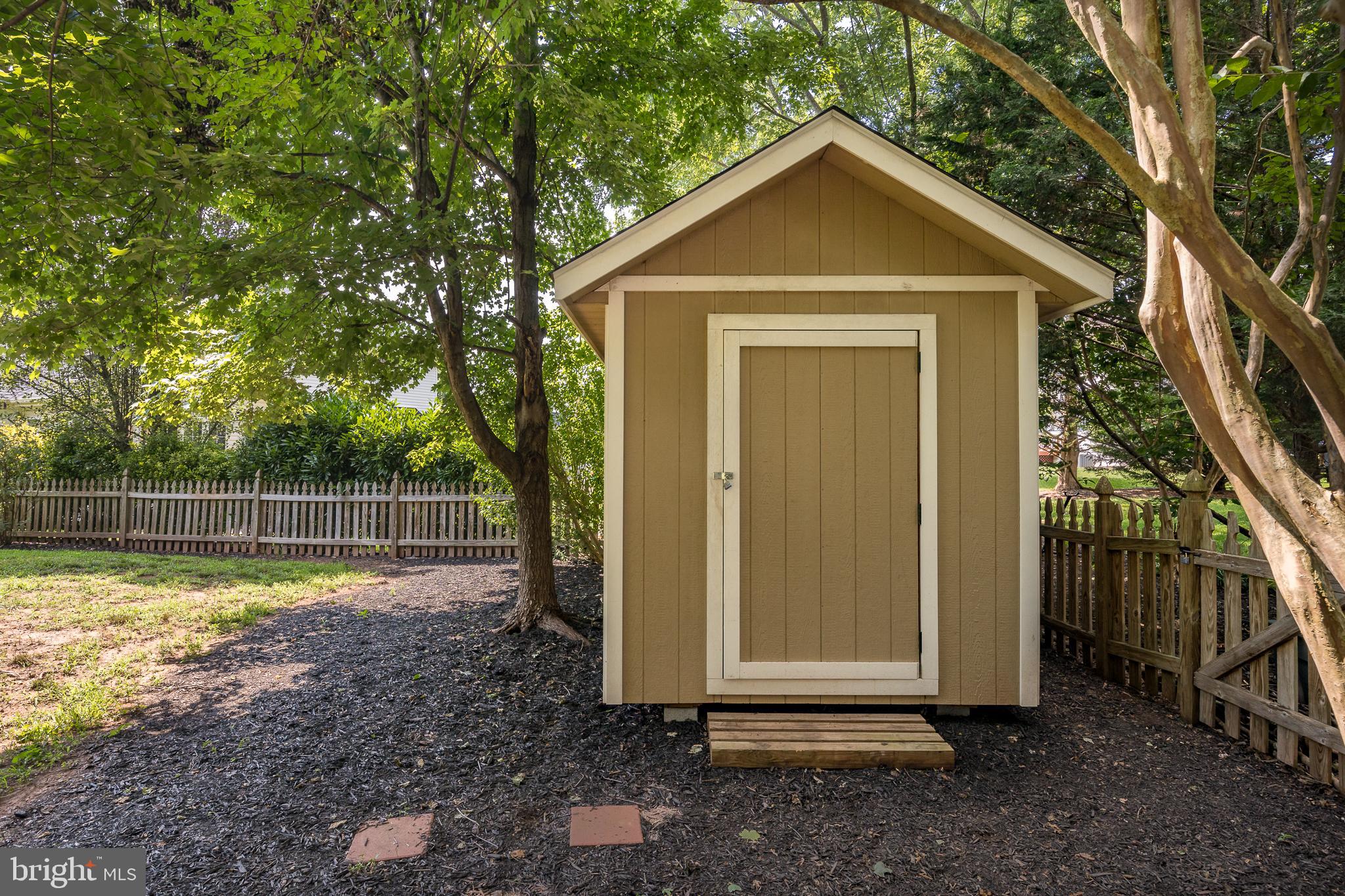 GREENHILL CROSSING - Residential