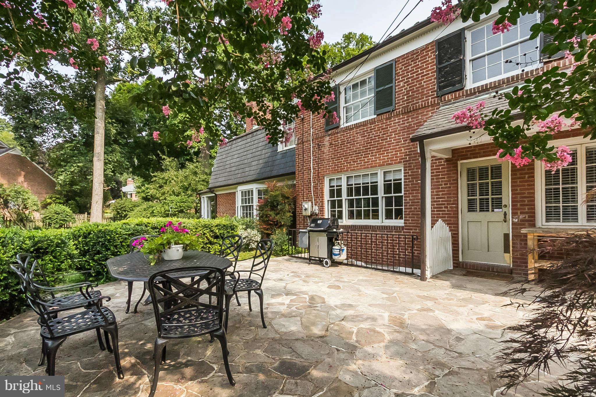 GREATER HOMELAND HISTORIC DISTRICT - Residential