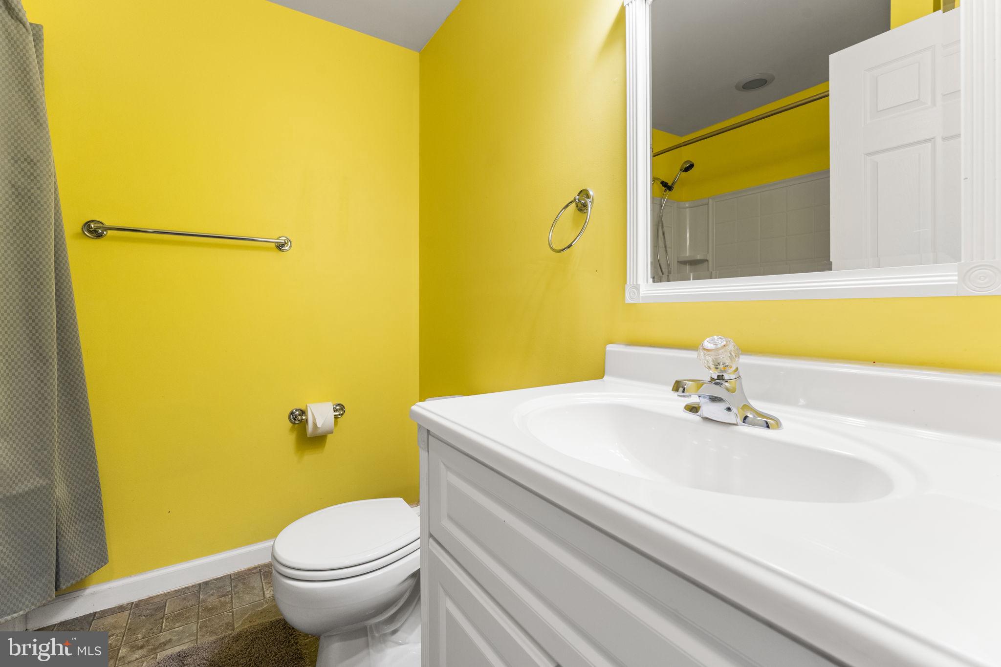 LEE'S PARKE - Residential