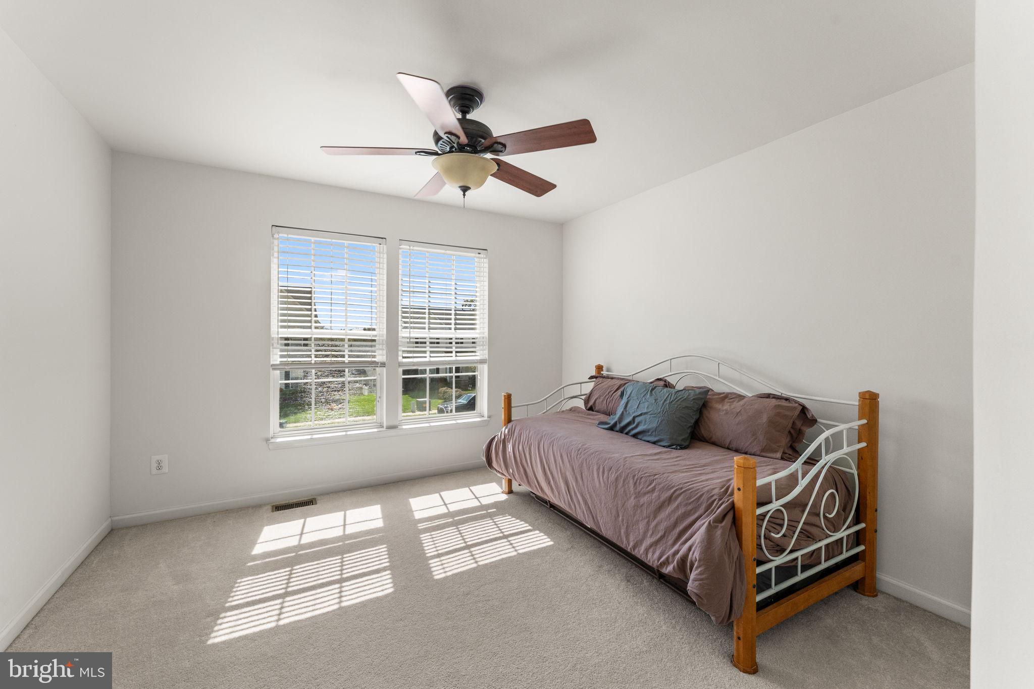 LEE'S PARKE - Residential