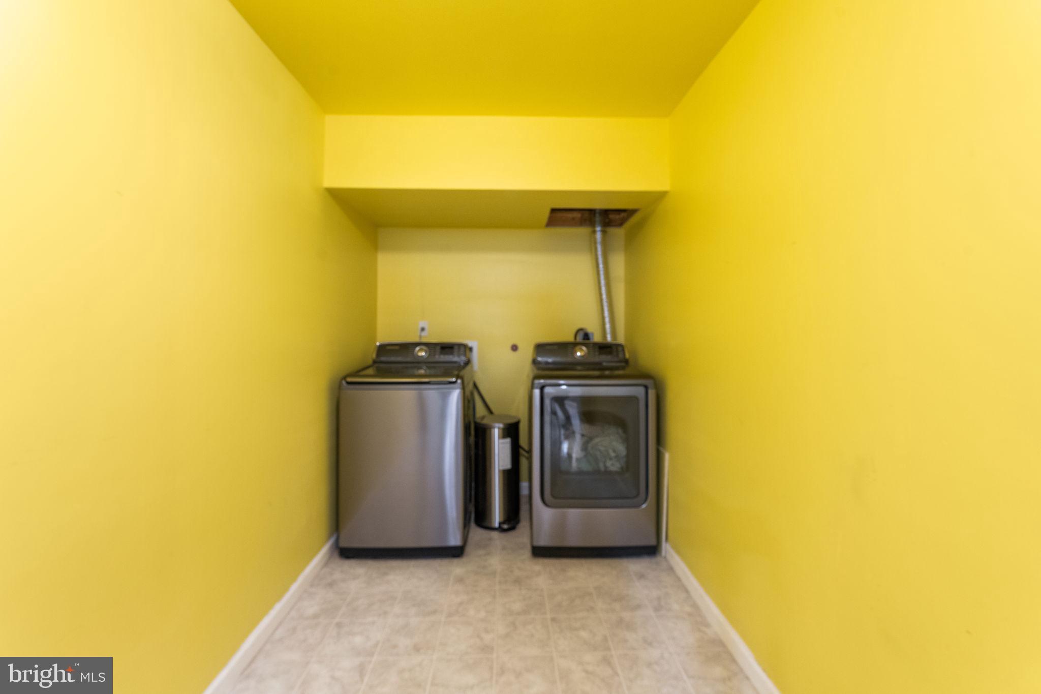 LEE'S PARKE - Residential