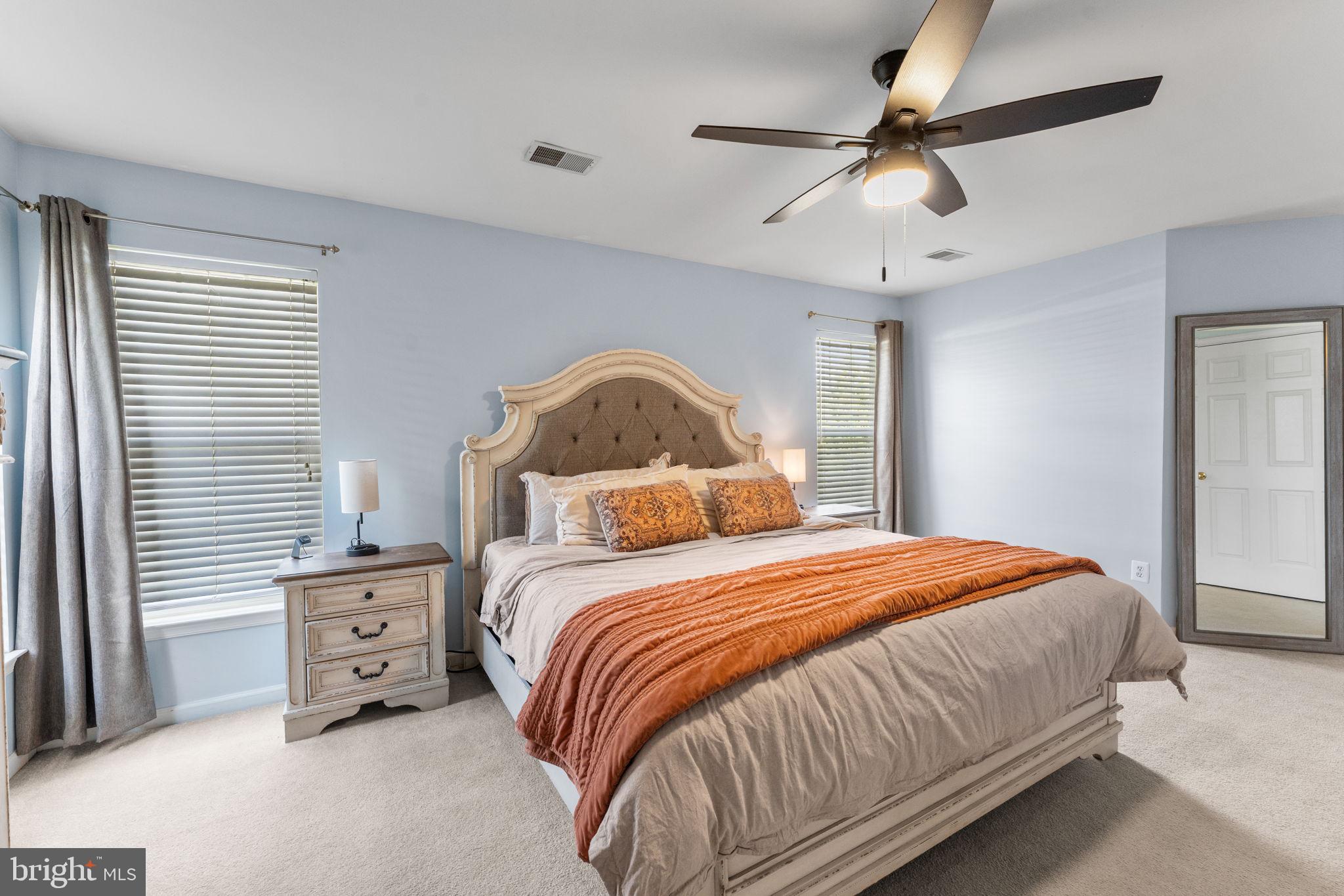 LEE'S PARKE - Residential