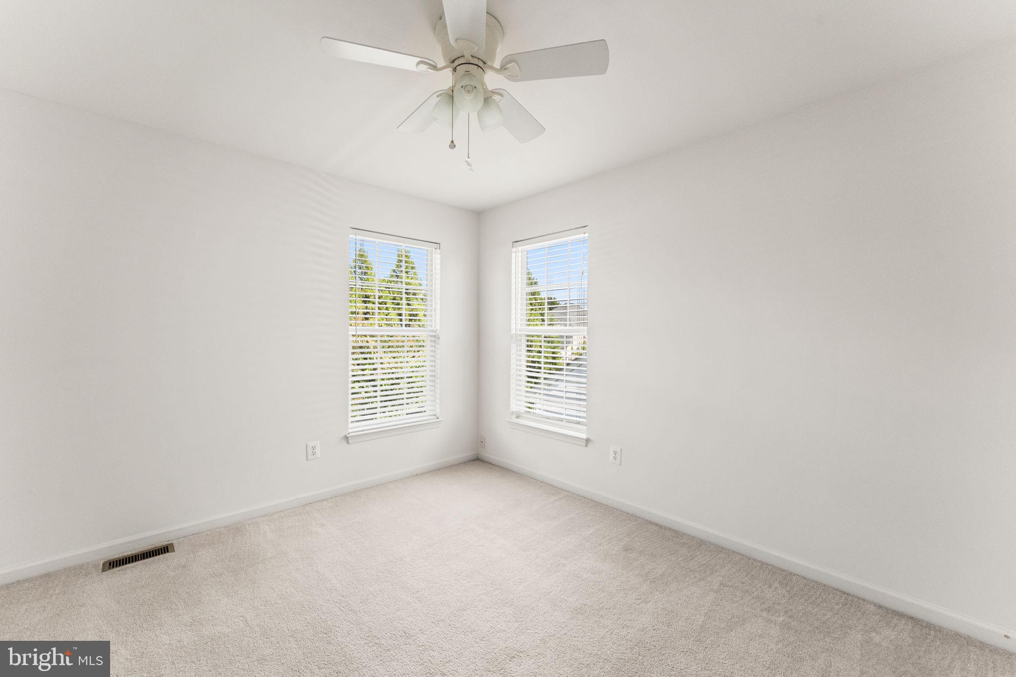 LEE'S PARKE - Residential