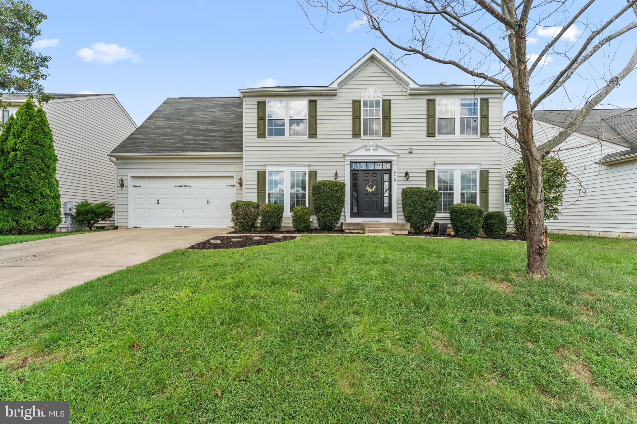 LEE'S PARKE - Residential