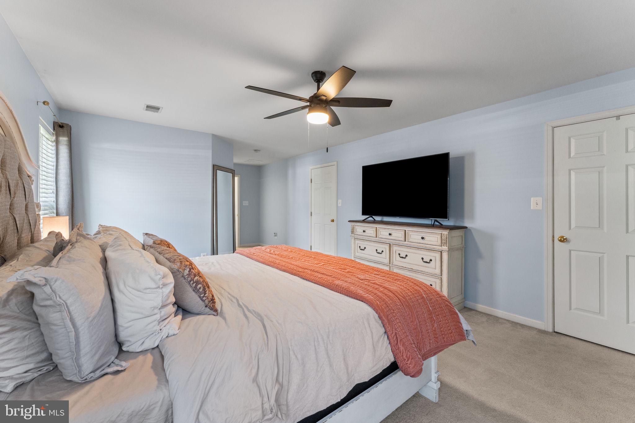 LEE'S PARKE - Residential