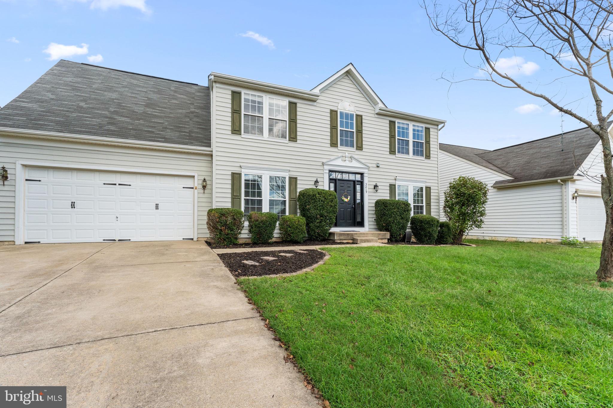 LEE'S PARKE - Residential