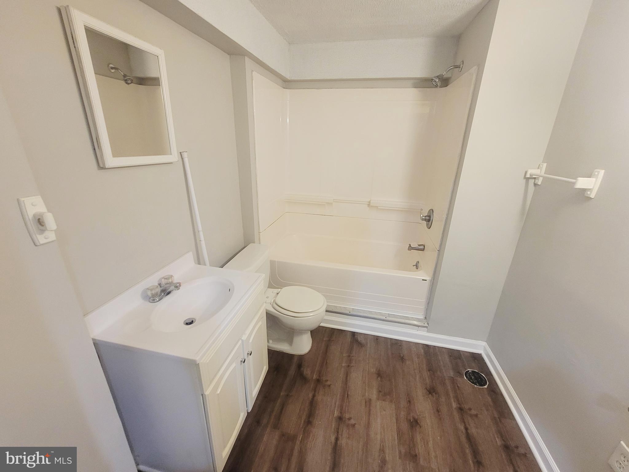 CAMDEN HILLS - Residential