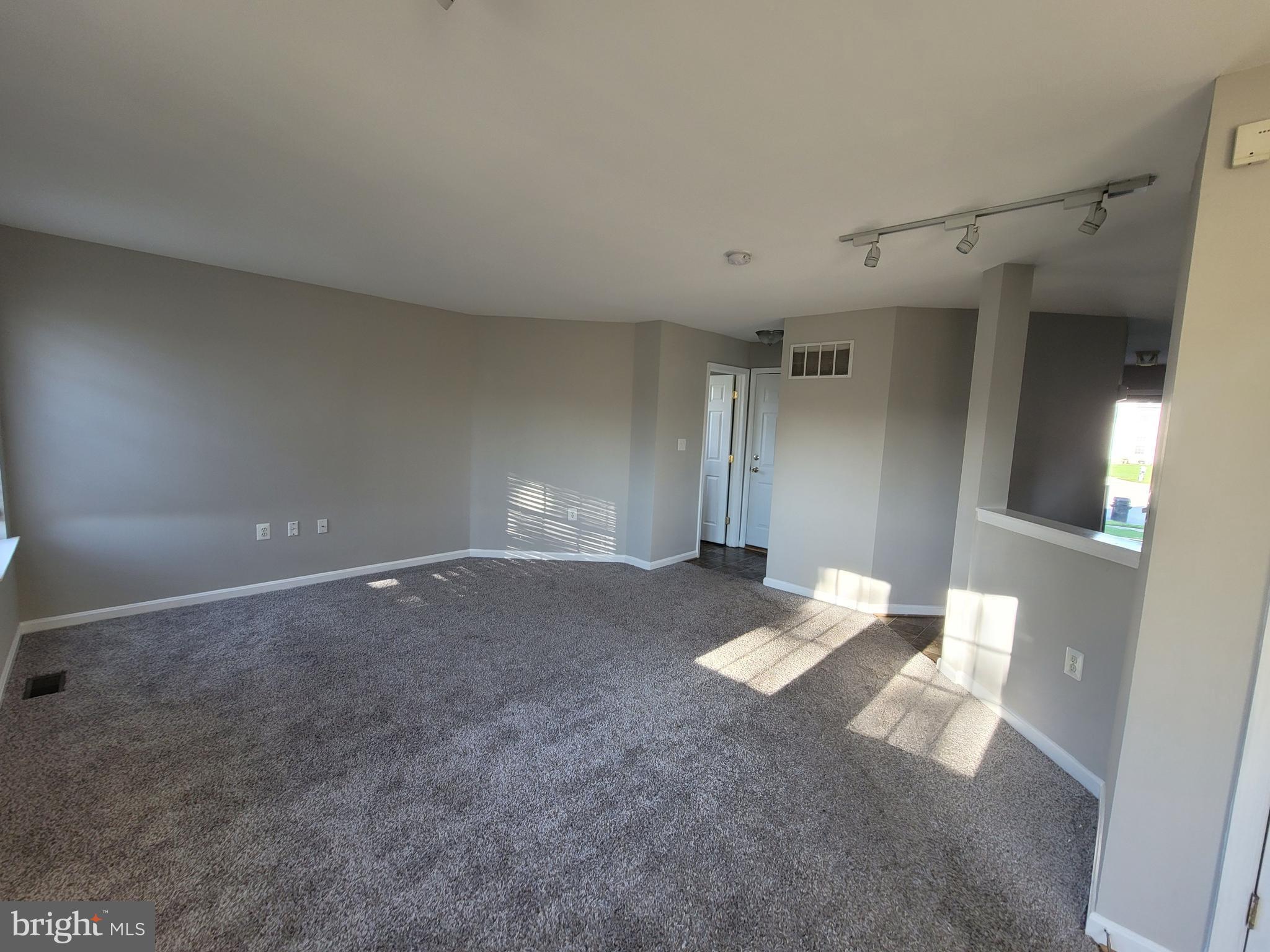 CAMDEN HILLS - Residential