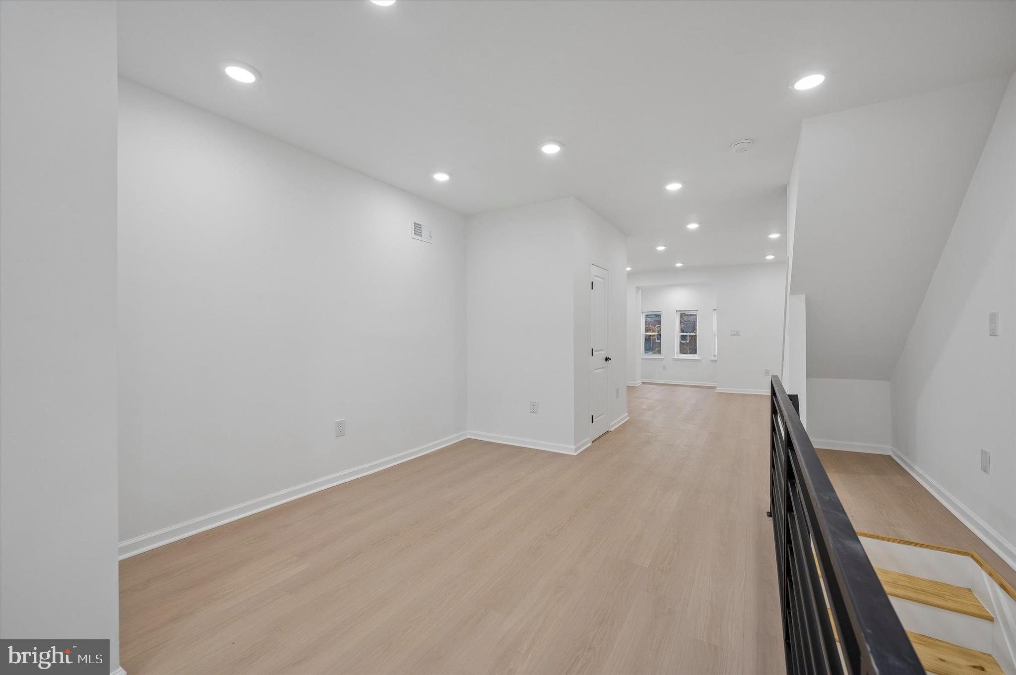 COBBS CREEK - Residential