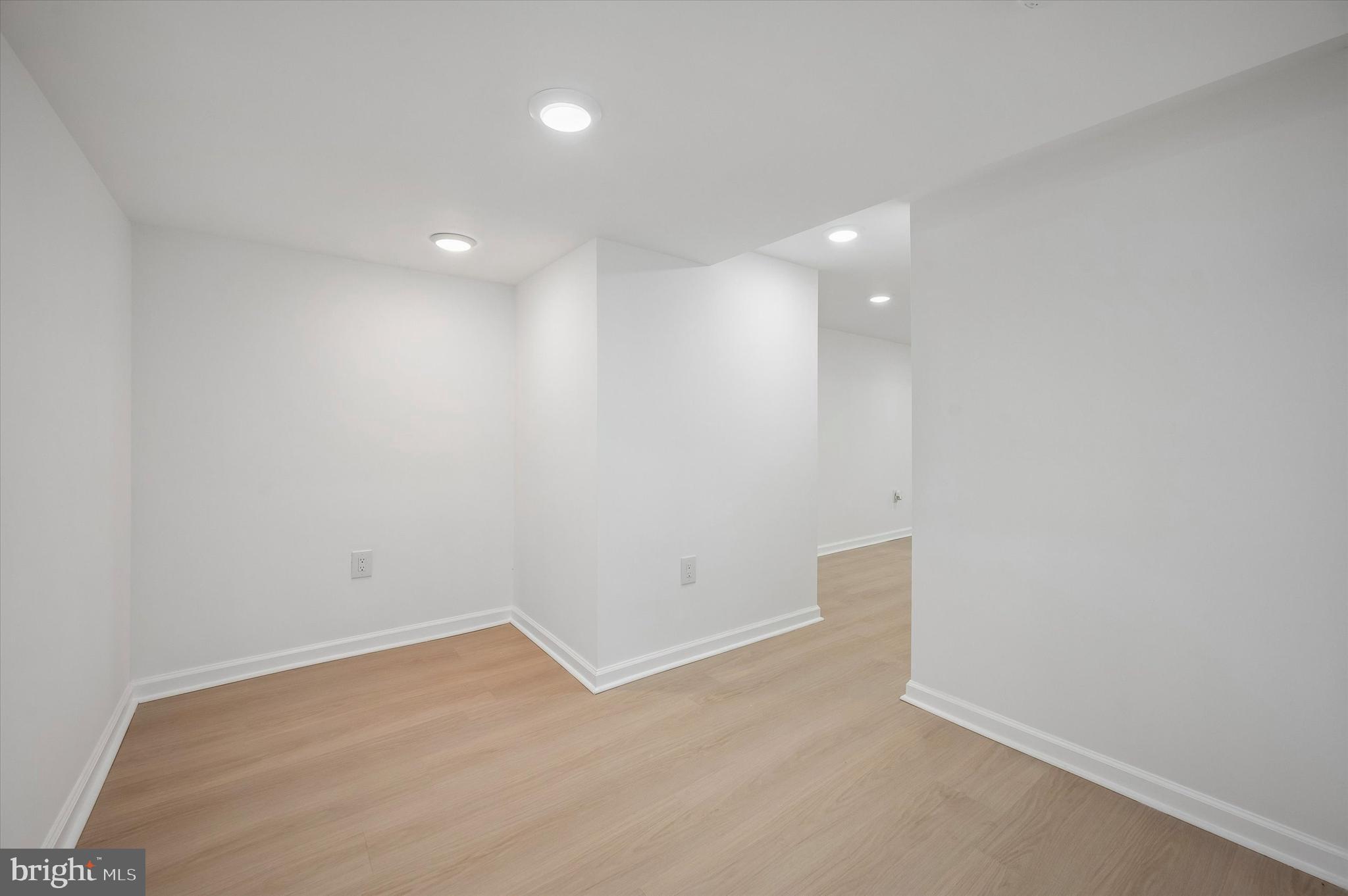 COBBS CREEK - Residential