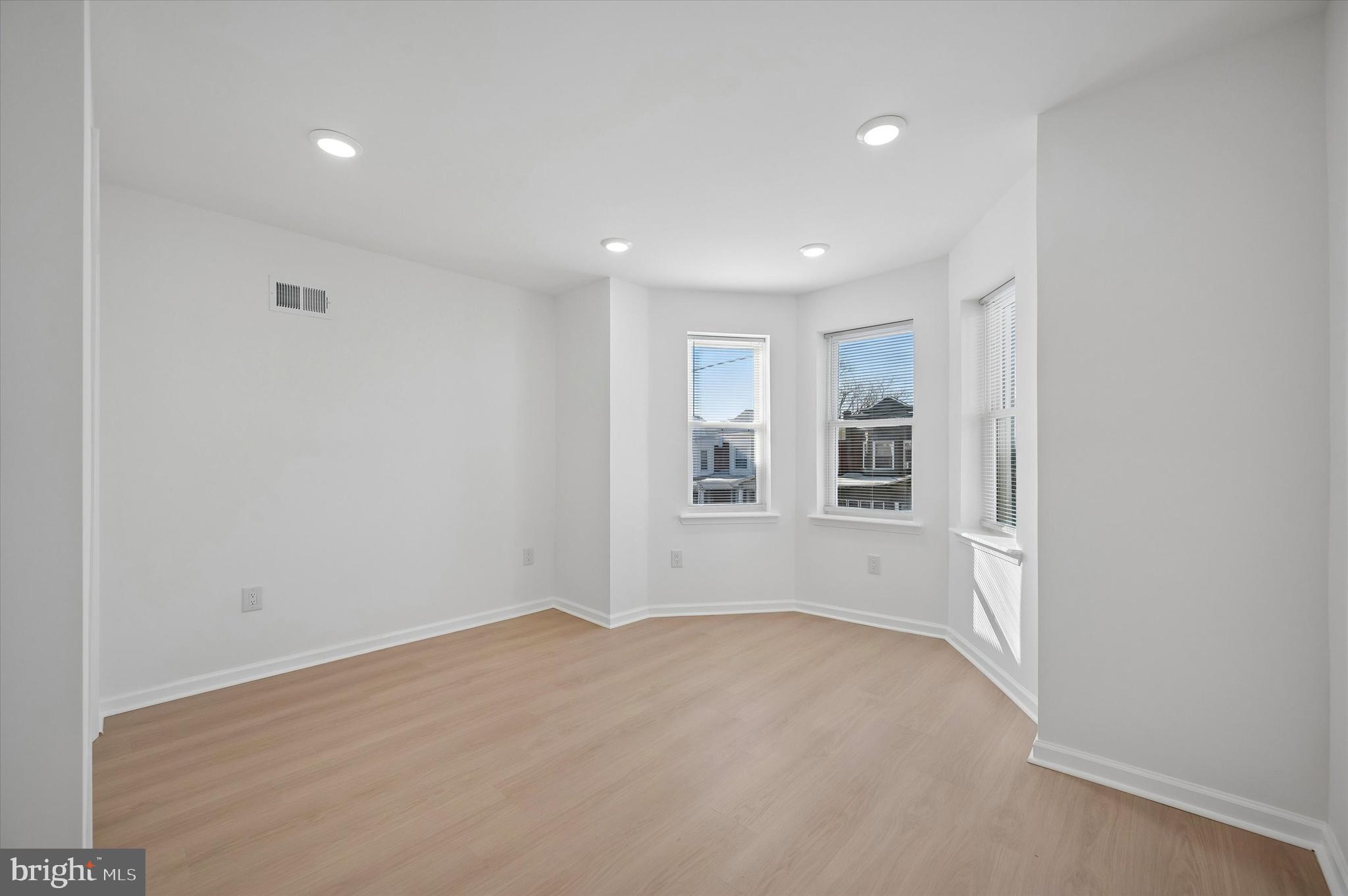 COBBS CREEK - Residential