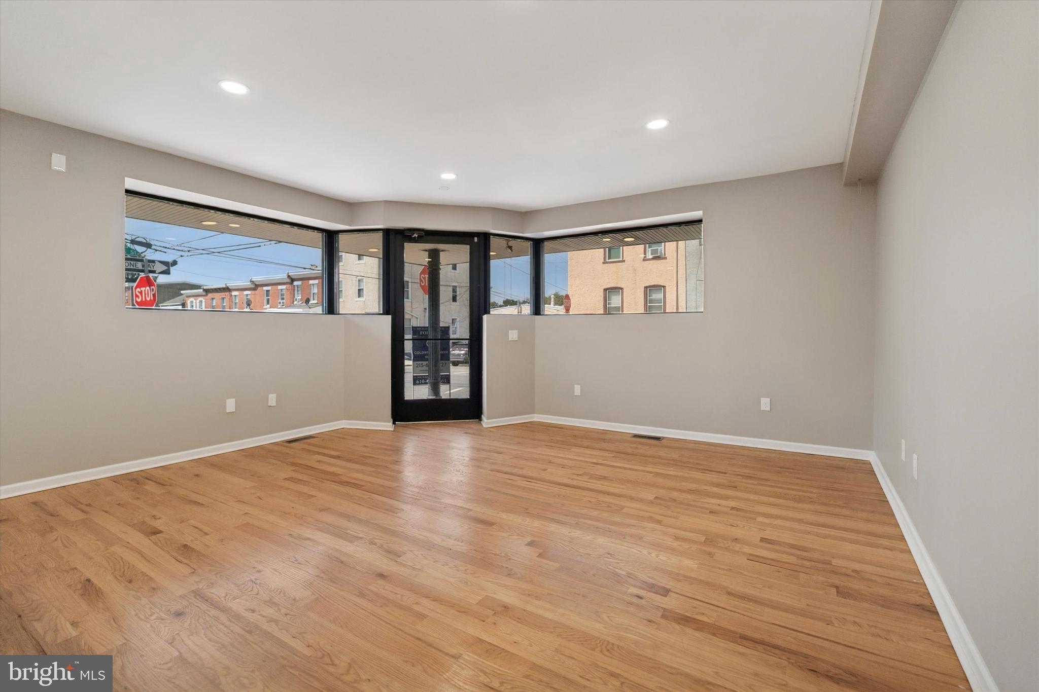 441 LEVERINGTON AVENUE