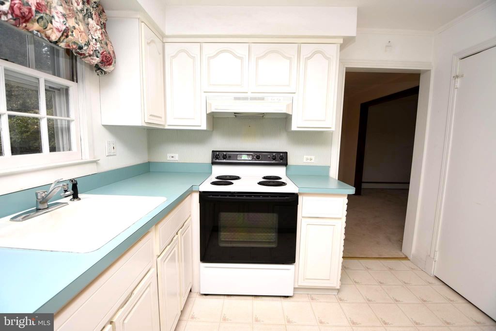 Photo of 77 Lenape Drive, DOYLESTOWN, PA 18901 (MLS # PABU2115362)