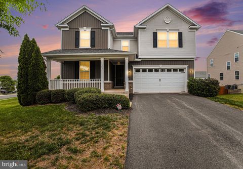 Photo of 702 Kingsbrook Rd, CULPEPER, VA 22701 (MLS # VACU2013430)