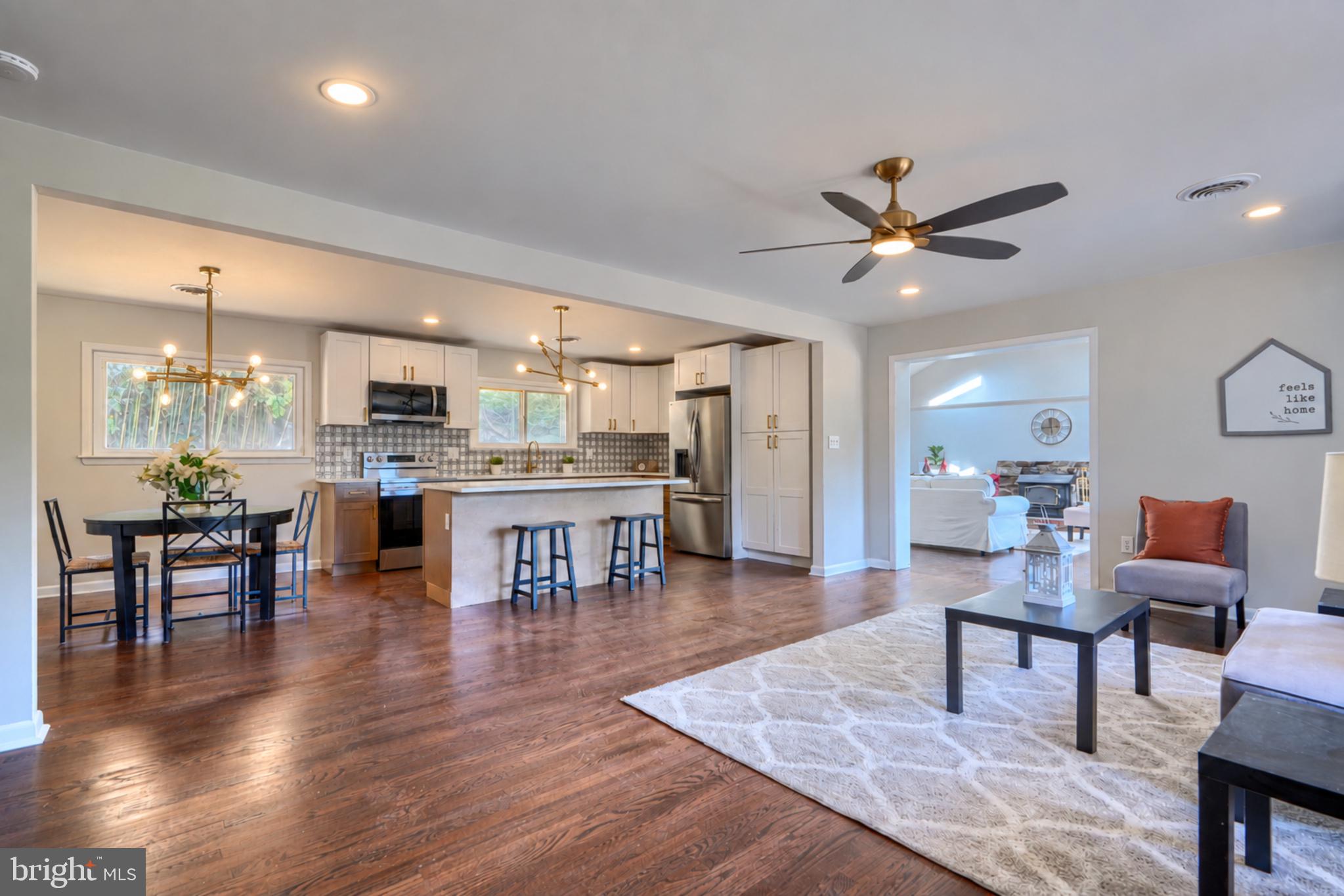 1308 LAKE VISTA DRIVE