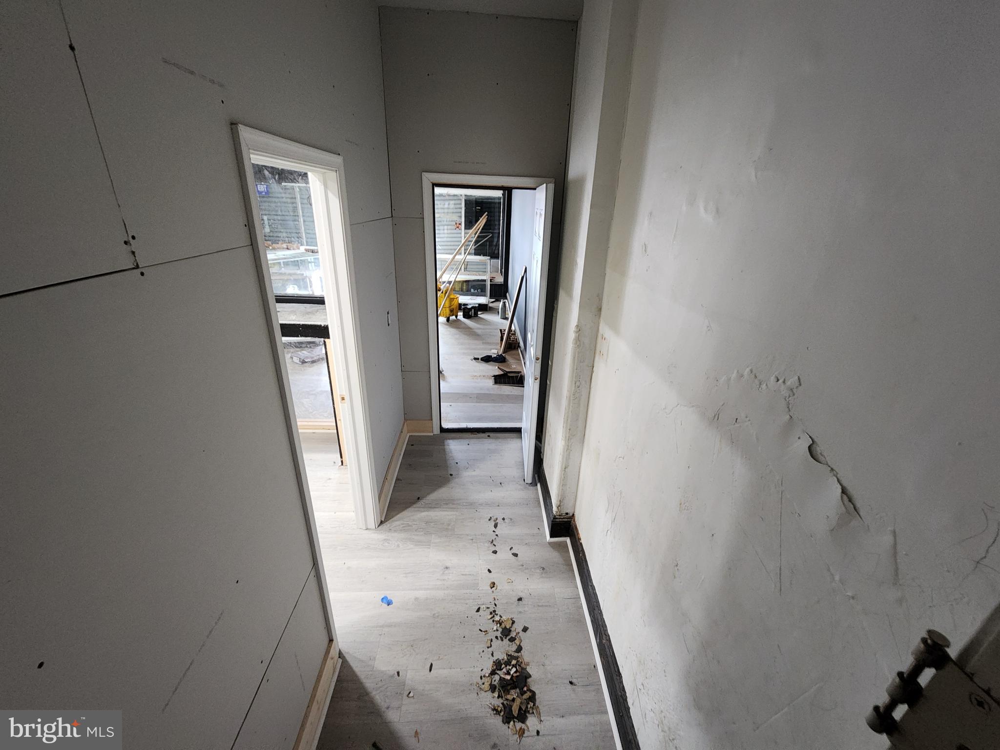 WAVERLY - Residential